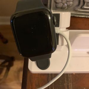 Apple Watch 44